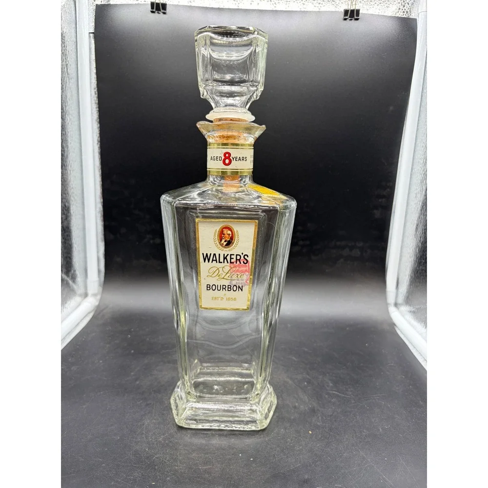 Vintage Walker's DeLuxe Bourbon Whiskey Glass Decanter Bottle 8 Year Aged Empty